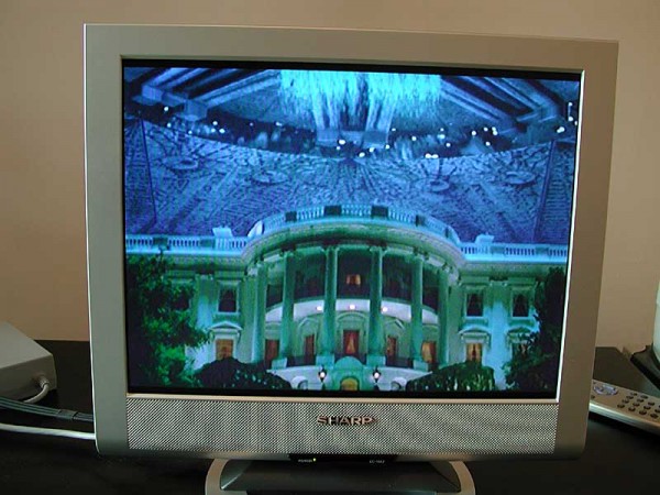 Sharp LC-15A2 LCD TV