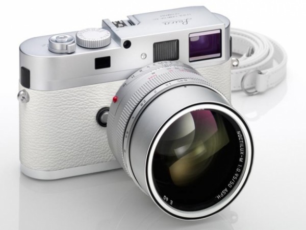 White Leica M9-P