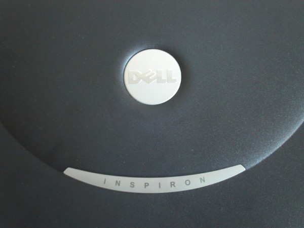 Dell Inspiron 8200 top