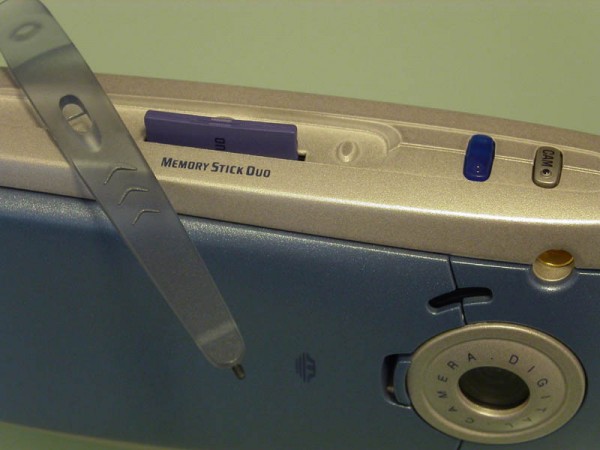 Sony Ericsson P800 slot