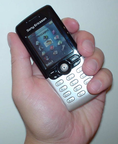 Sony Ericsson T610 view 2